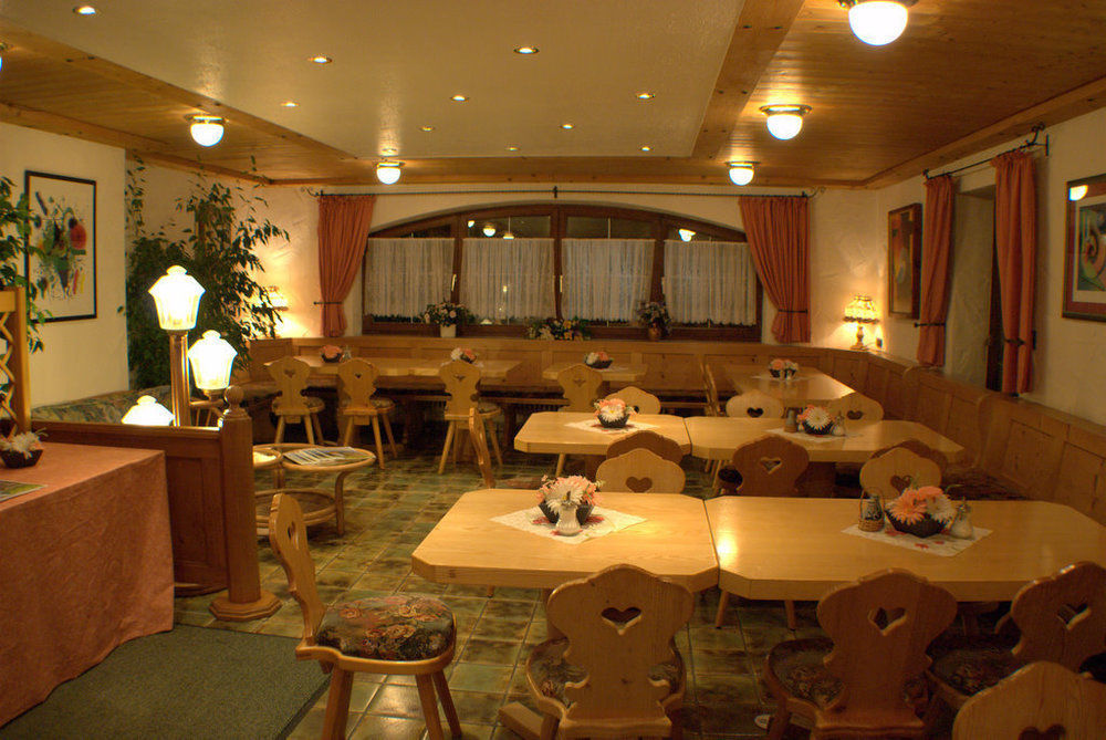 Hotel Akzent Alpenrose 3*